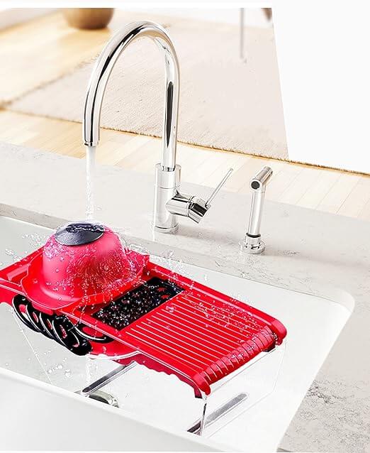 Portable mini food chopper with waterproof easy-clean design